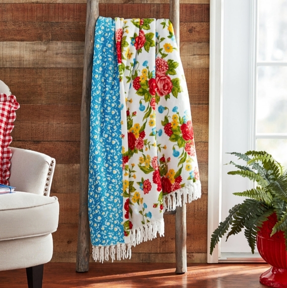 Gift ❤️ New Pioneer Woman Sweet Rose Mug & Throw Blanket Gift Set - Picture 7 of 7